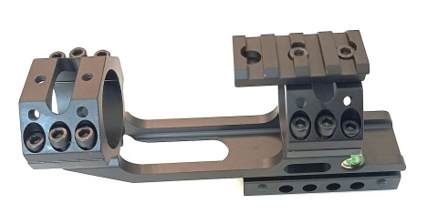 Jednoczęściowy Picatinny (22mm) WM5070 z poziomiczką i dodatkową szyną RIS 4,5 cm Jednoczęściowy Picatinny (22mm) WM5070 z poziomiczką i dodatkową szyną RIS 4,5 cm