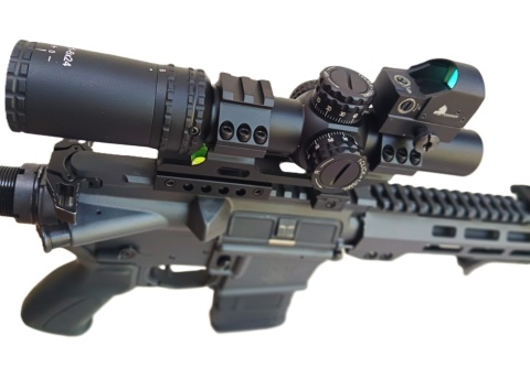 KotCzarny KC 1-6x24IR z montażem jednoczęściowym WH5070 i kolimatorem KC RD T1 mini